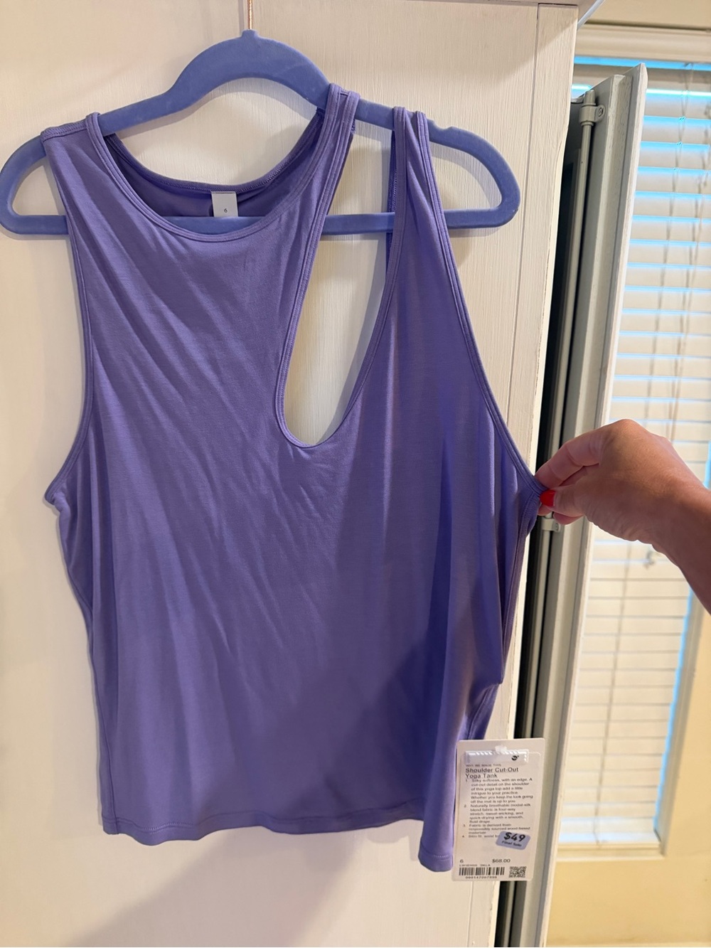 Lululemon shoulder cut-out yoga tank! NWT! Purple - size 6!